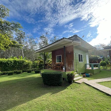 Suan Nai Kokut Resort Ko Kut エクステリア 写真